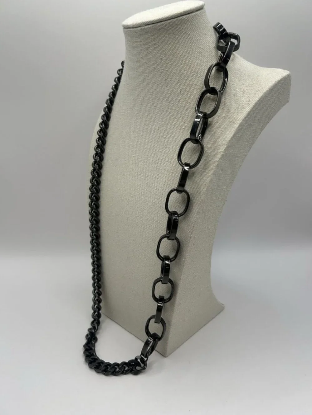 Vintage Black Gunmetal Mixed Link Chain Necklace Toggle Clasp Statement Necklace - Picture 4 of 16
